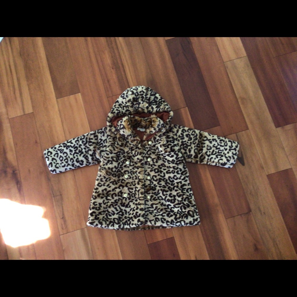 Girls out wear coat